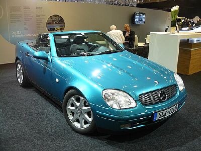 Mercedes SLK R170 de 1996, base proche de notre voiture Mercedes SLK R170 bleue de première génération