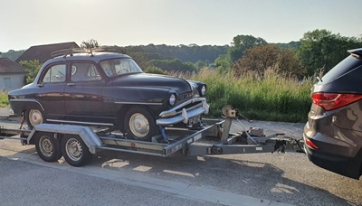 Retour à la maison pour notre nouvelle Simca Aronde A90 Elysée Retour à la maison pour notre nouvelle Simca Aronde A90 Elysée