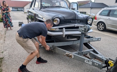 La Simca Aronde Elysée arrive chez Garage SAVA La Simca Aronde Elysée arrive chez Garage SAVA
