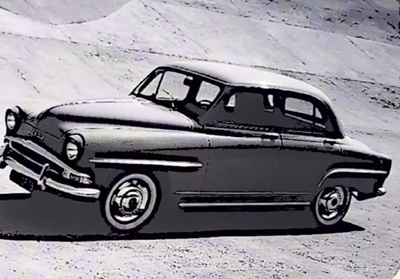 La Simca Aronde Montlhéry sur le circuit La Simca Aronde Montlhéry sur le circuit